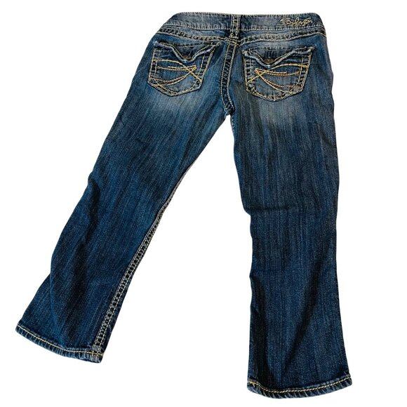 Womens Silver Capri Jeans Suki Distressed Blue Wash Size 26 - Picture 2 of 8